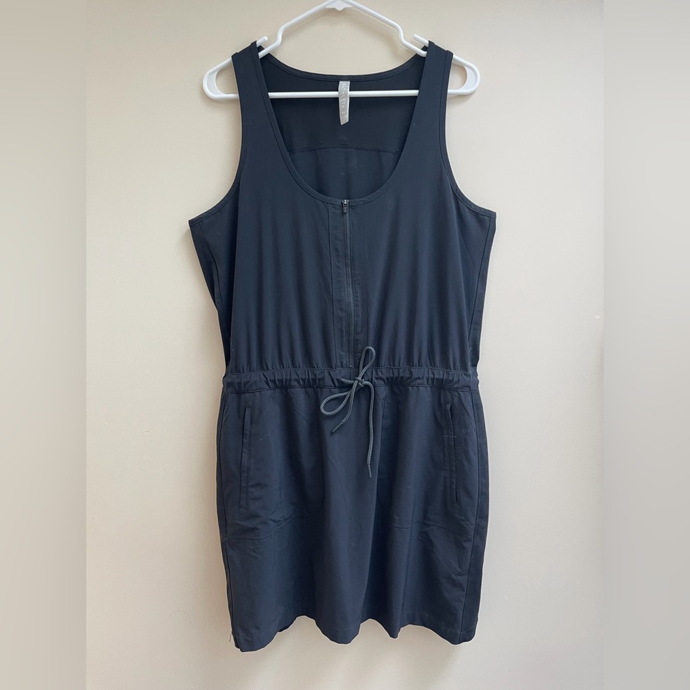 Athleta Expedition Sleeveless Romper